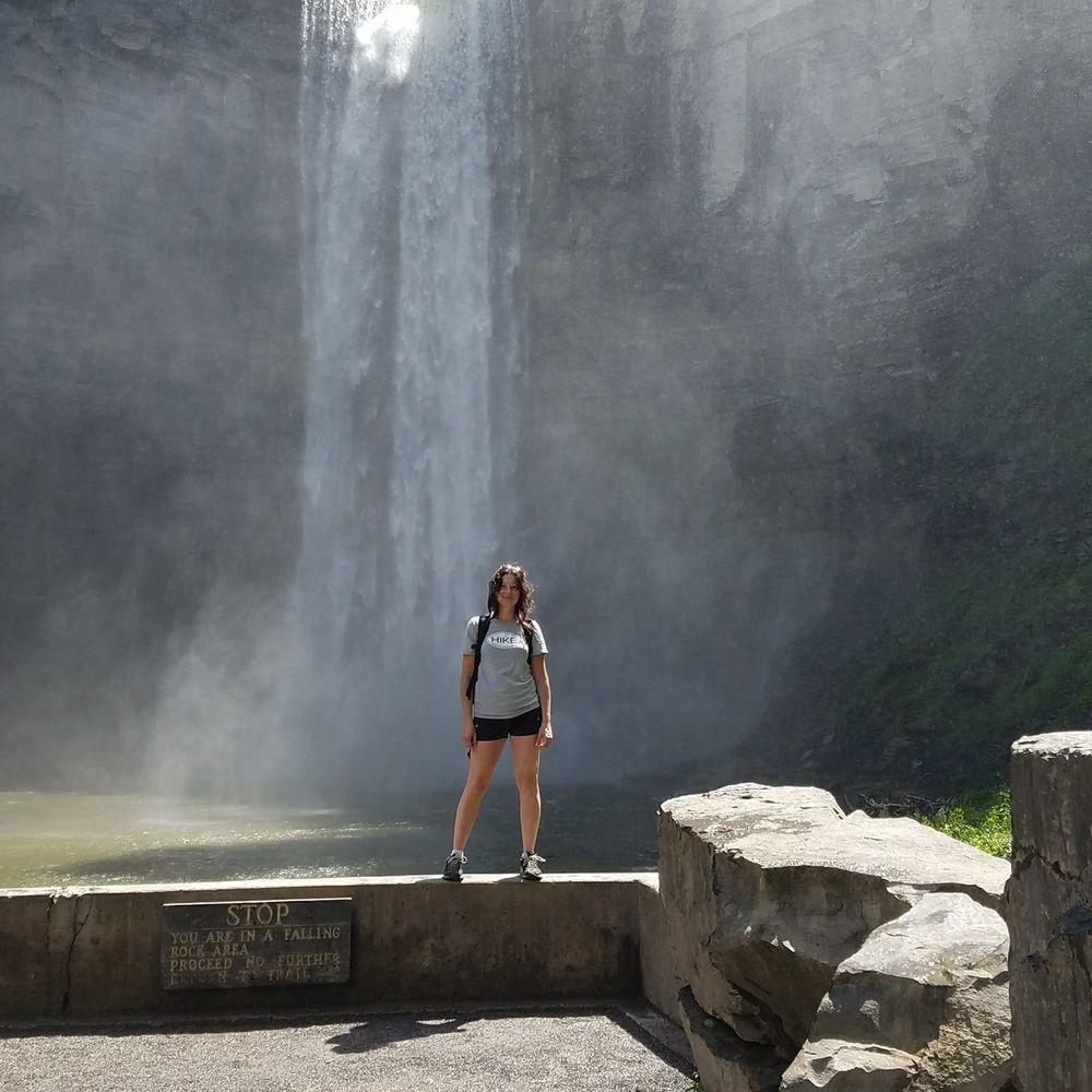 Meet your Posher, Leah